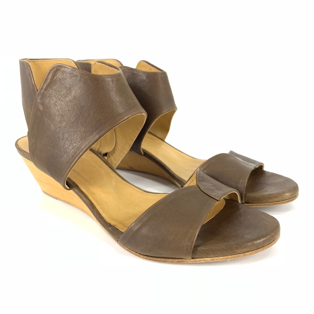 Coclico Wedge Leather Sandals